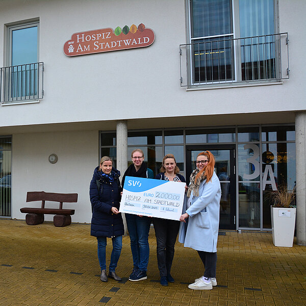 Übergabe der Spende an das Hospiz in Uelzen