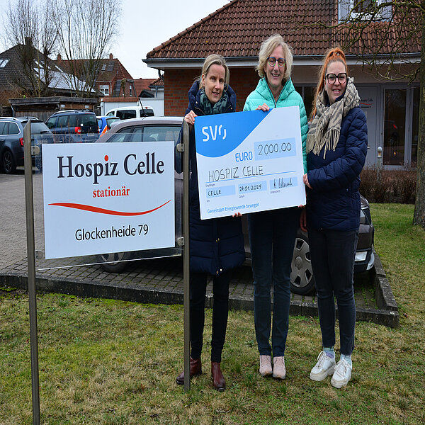 Übergabe der Spende an das Hospiz Celle
