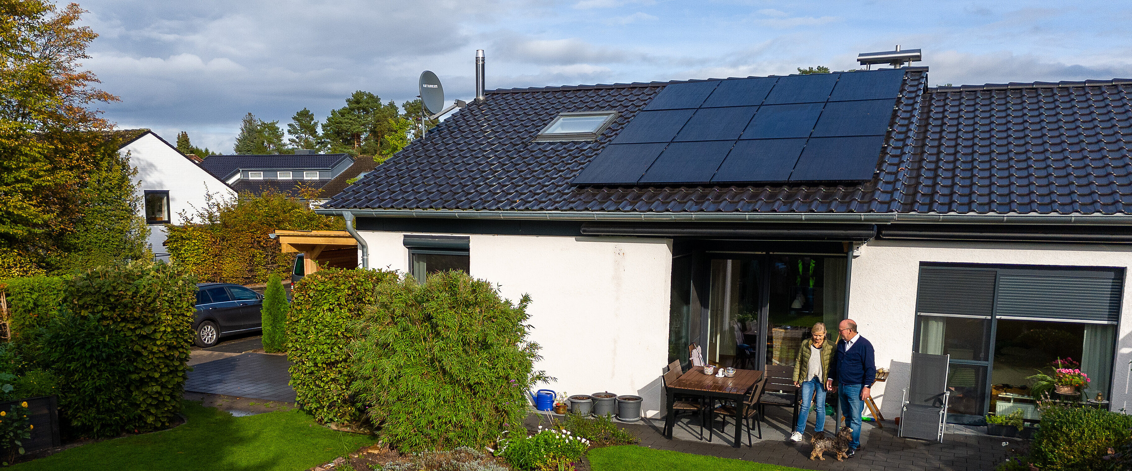 Haus Familie Haase Photovoltaikanlage von SVO Kunden auf einem Hausdach.